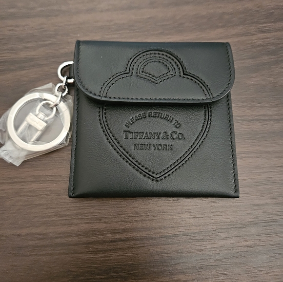 Return to Tiffany Pouch Bag Charm White Leather - Picture 2 of 7